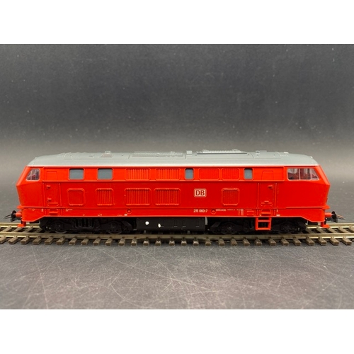 131 - Roco 63490 Class BR 215 083-7 of the DB - Tested Runner
(500g)