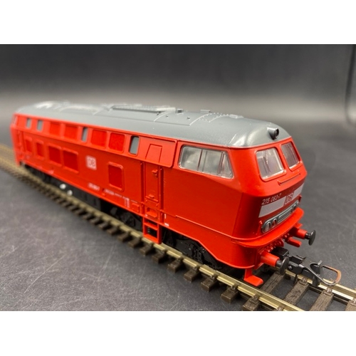 131 - Roco 63490 Class BR 215 083-7 of the DB - Tested Runner
(500g)