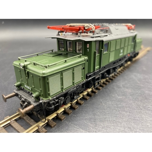 132 - Roco 43416 BR E94 'Deutshe Krokodil' of the German DRG - Tested Runner
(700g)