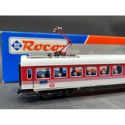 163 - 8 Roco HO Continental Rail cars ' Ready to Roll'
(2000g)
Five Orange livery cars are similar but of ... 