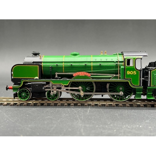 197 - Hornby R648 SR 4-4-0 Tonbridge Schools Royal Doulton 50th Anniversary collection - Tested Runner
(11... 