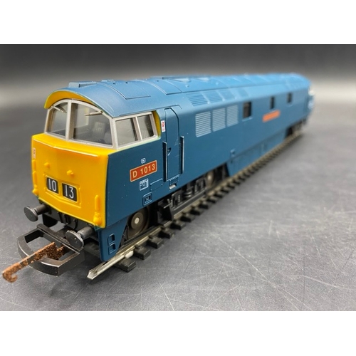 352 - 3 Boxed Lima Western Diesel Locomotives - Tested Runners
(1500g)
Lima L205134 Class 52 D1003 'Wester... 