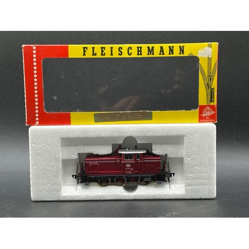 139 - Fleischmann 4225 Class BR 261 150-7 of the DB - Tested Runner
(400g)
includes instructions