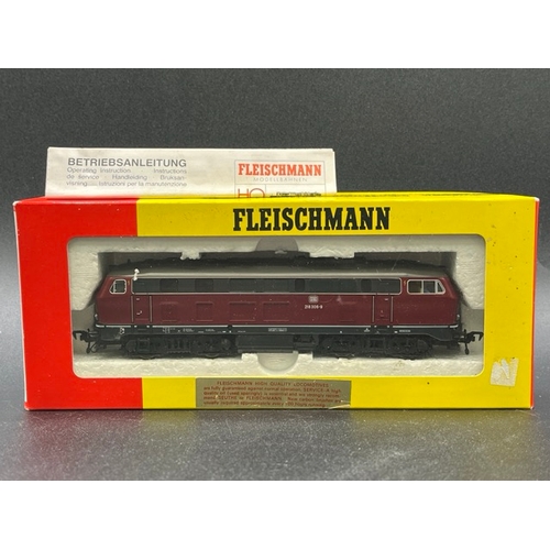 140 - Two HO gauge boxed Fleischmann Locomotives - both Tested Runners
(1100g)
Fleischmann 4232FL Class BR... 