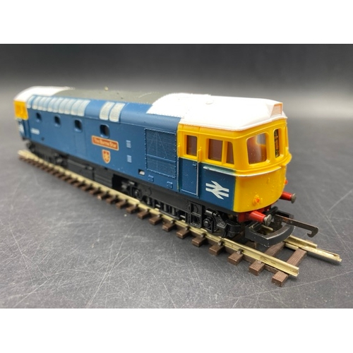 354 - 3 Boxed Lima Diesel/Electric Locomotives - 1 Tested Runner
(1300g)
Lima L205174 Class 33 33056 'The ... 