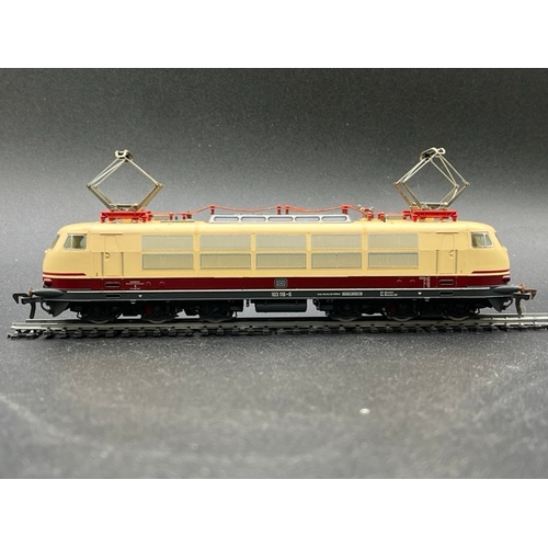 141 - Two HO gauge boxed Fleischmann Locomotives - both Tested Runners
(1100g)
Fleischmann 4336 DB Electri... 