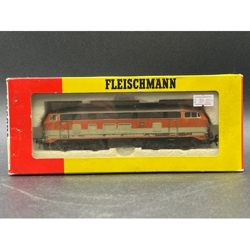 142 - Two HO gauge boxed Fleischmann Locomotives - both Tested Runners
(900g)
Fleischmann 4329 Class BR 14... 