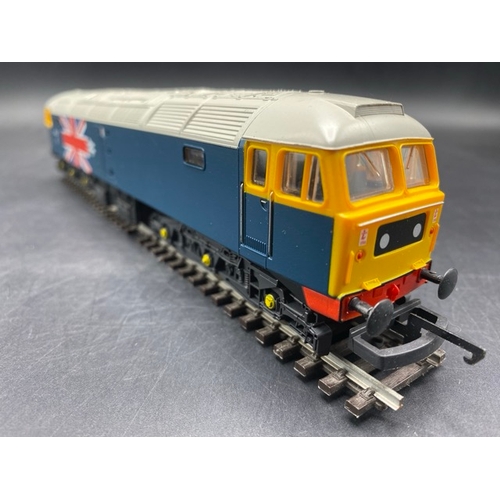 356 - 2 Boxed Lima Diesel Locomotives - Tested Runners
(900g)
Lima L205115b Class 33 33025 in BR blue
Lima... 