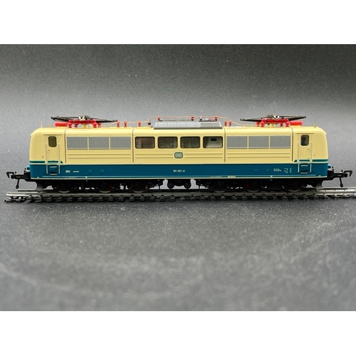 143 - Two HO gauge boxed Fleischmann Locomotives - both Tested Runners
(1000g)
Fleischmann 4381 Class BR 1... 