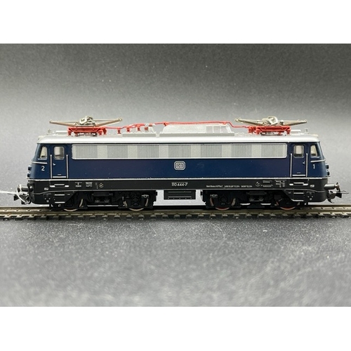 143 - Two HO gauge boxed Fleischmann Locomotives - both Tested Runners
(1000g)
Fleischmann 4381 Class BR 1... 