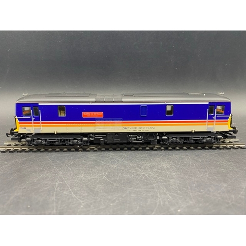 359 - 3 Boxed Lima Diesel/Electric locomotives - Tested Runners
(1300g)
Lima L205230a Class 37 37501 