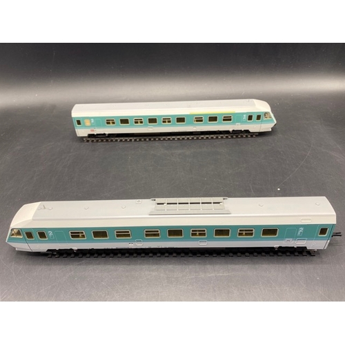 147 - Fleischmann 2 Car DMU White/Aqua Blue livery of the DB - Tested Runners
(600g)
Nos: 610 507-6 and 61... 