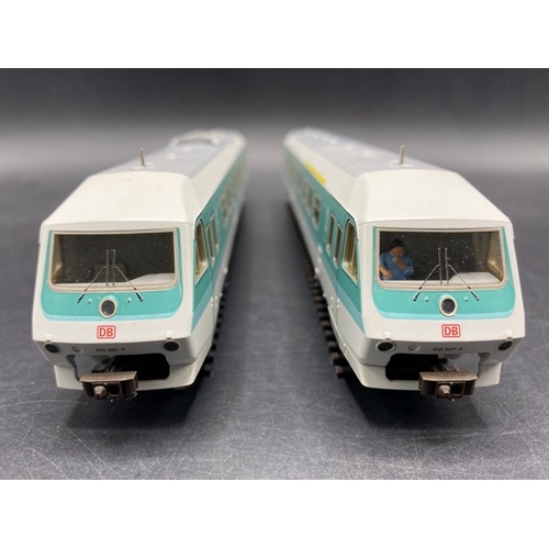 147 - Fleischmann 2 Car DMU White/Aqua Blue livery of the DB - Tested Runners
(600g)
Nos: 610 507-6 and 61... 