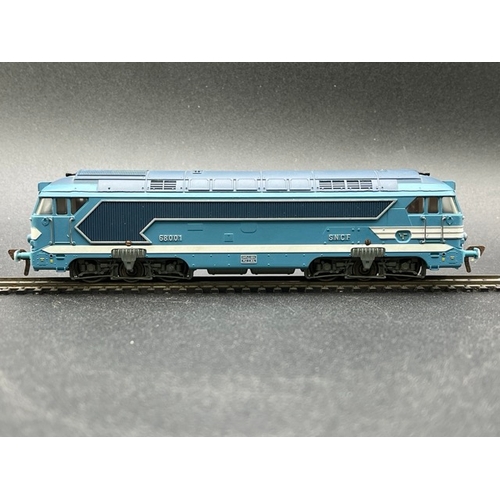 149 - Fleischmann 4280 A1A-A1A 68001 of the French SNCF Epoch III - Tested Runner
(650g)
includes instruct... 