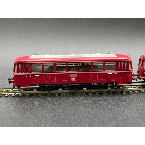 150 - Two HO gauge boxed Fleischmann 2 Car Rail-bus - One Tested Runner
(750g)
Fleischmann 1370-2 Class VT... 