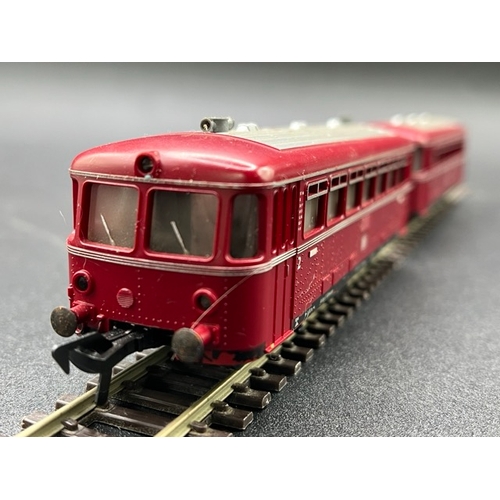 150 - Two HO gauge boxed Fleischmann 2 Car Rail-bus - One Tested Runner
(750g)
Fleischmann 1370-2 Class VT... 