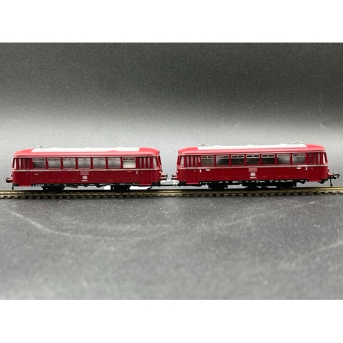 150 - Two HO gauge boxed Fleischmann 2 Car Rail-bus - One Tested Runner
(750g)
Fleischmann 1370-2 Class VT... 