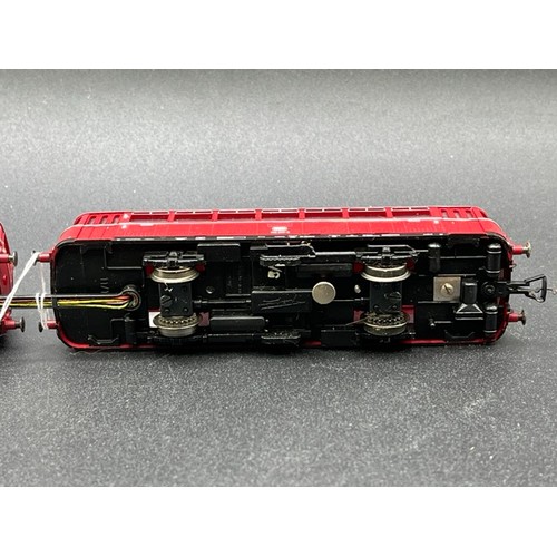 150 - Two HO gauge boxed Fleischmann 2 Car Rail-bus - One Tested Runner
(750g)
Fleischmann 1370-2 Class VT... 