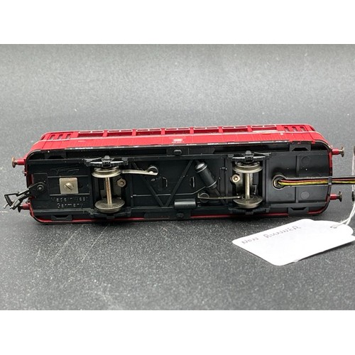 150 - Two HO gauge boxed Fleischmann 2 Car Rail-bus - One Tested Runner
(750g)
Fleischmann 1370-2 Class VT... 