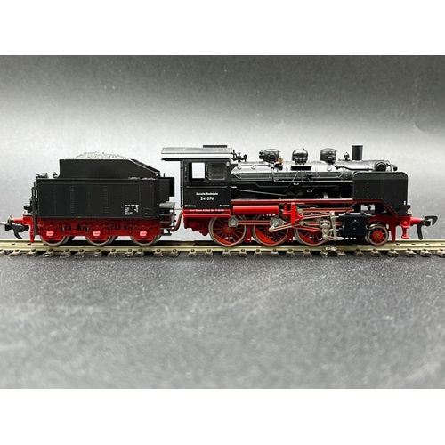 152 - Two HO gauge boxed Fleischmann Locomotives - one Tested Runner
(700g)
Fleischmann 4140 Class BR 24 4... 