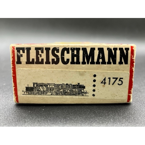 153 - Two HO gauge boxed Fleischmann Locomotives - one Tested Runner
(1200g)
Fleischmann 4175 Class BR 50 ... 