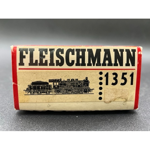 155 - Two HO gauge boxed Fleischmann Locomotives - both Tested Runners
(900g)
Fleischmann 4061 Class BR 62... 