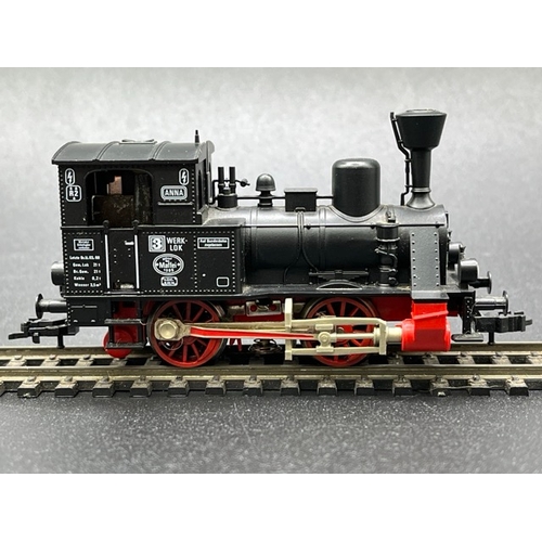 156 - Two HO gauge boxed Fleischmann Locomotives - both Tested Runners
(900g)
Fleischmann 4170 Class BR 01... 