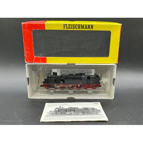 158 - Two HO gauge boxed Fleischmann Locomotives - both Tested Runners
(800g)
Fleischmann 4077 Class 78 4-... 