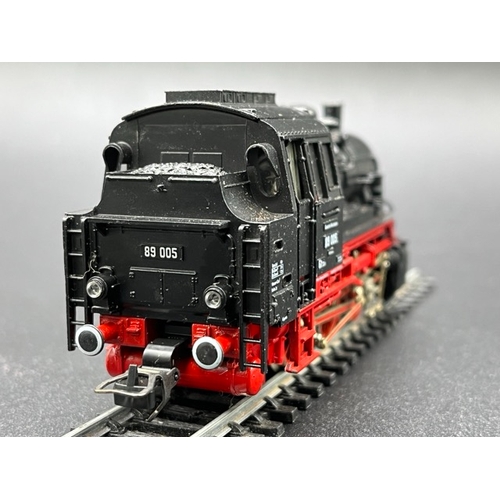 158 - Two HO gauge boxed Fleischmann Locomotives - both Tested Runners
(800g)
Fleischmann 4077 Class 78 4-... 