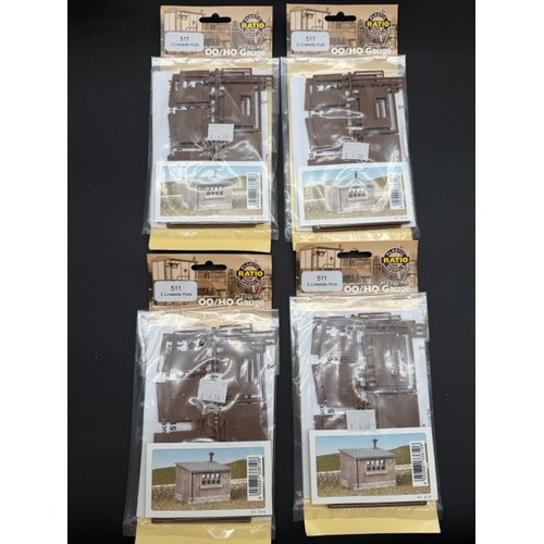 118 - 111 Ratio HO/OO Trackside Scenic Kits As New in Packaging.
(8300g) 
1 x 250 Signal Remote Control
1 ... 