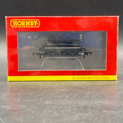 431 - 9 Boxed OO Hornby Rolling stock
(800g)
Hornby R6544 ZFO/ZFP (Trout) Ballast Hopper 843E - N.E. (3)
H... 