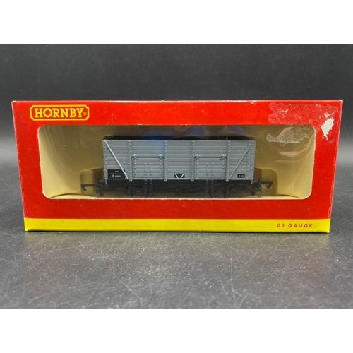 431 - 9 Boxed OO Hornby Rolling stock
(800g)
Hornby R6544 ZFO/ZFP (Trout) Ballast Hopper 843E - N.E. (3)
H... 