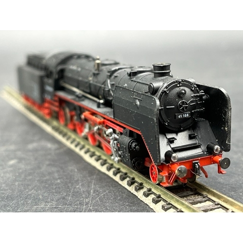 31 - Arnold N 2510 Deutsche Reichsbahn 41 166 Steam locomotive - Tested Runner 
(200g)