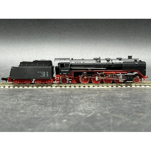 31 - Arnold N 2510 Deutsche Reichsbahn 41 166 Steam locomotive - Tested Runner 
(200g)