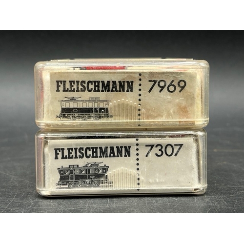 33 - Two N gauge Fleischmann piccolo cased Railcars - Tested Non Runners
(250g)
Fleischmann 7969 Class ET... 