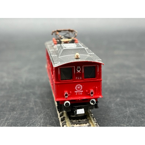 33 - Two N gauge Fleischmann piccolo cased Railcars - Tested Non Runners
(250g)
Fleischmann 7969 Class ET... 