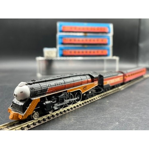 34 - N Gauge Con-Cor Bullet Nose J.A.Hudson Southern Pacific Daylight 4-6-4 2486 w/Tender and 4 Rivarossi... 