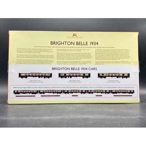 202 - Hornby R2987 Class 5BEL Pullman Brighton Belle (1934) 2 Car Pack
(750g)
From collection that appears... 