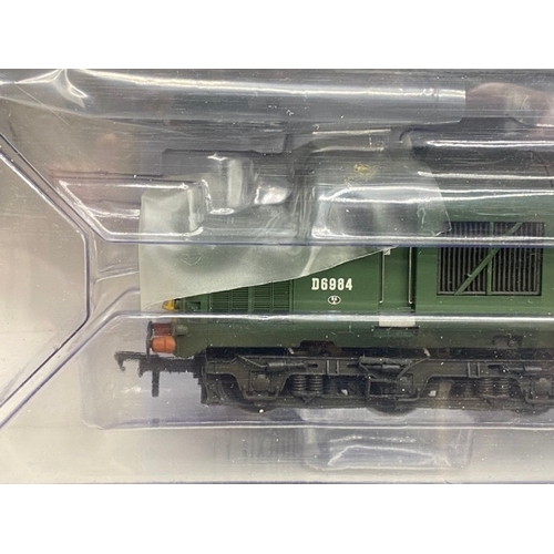 375 - Bachmann Branchline 32-782ADS Class 37/0 D6984 in BR Green - weathered
(750g)
Label states Sound, bu... 