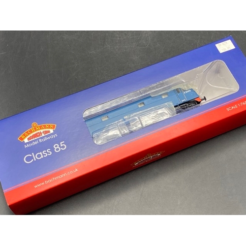 379 - Bachmann Branchline 31-679 Class 85 (AL5) Bo-Bo Electric E3095 BR Electric Blue with small yellow pa... 