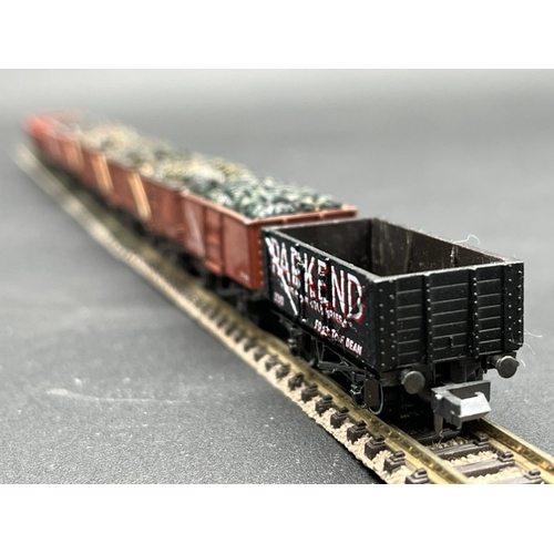 60 - 13 N gauge Peco wagons, 6 'As New' in cases
(400g)
Peco NR-44BW 10ft Butterley Steel Open Wagon BR M... 