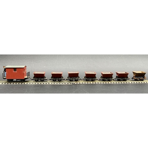 20 - Rake of 6 Skip wagons and Brake van for 9mm Narrow gauge, with 1 other skip wagon un-finished
(100g)... 