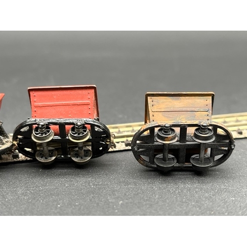 20 - Rake of 6 Skip wagons and Brake van for 9mm Narrow gauge, with 1 other skip wagon un-finished
(100g)... 