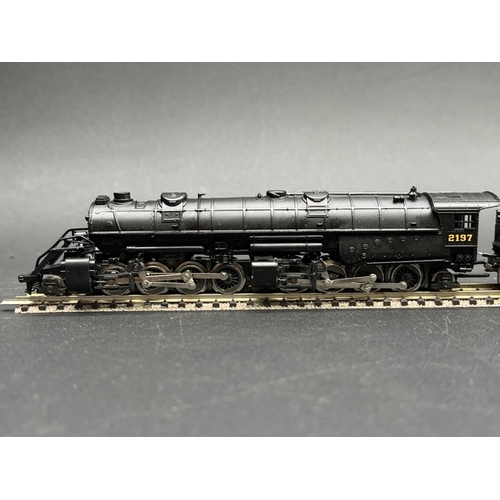 36 - Rivarossi N Gauge 9136 2-8-8-2 Norfolk & Western Y6B Mallet Loco No.2197 with 12-wheel Bogie Tender ... 