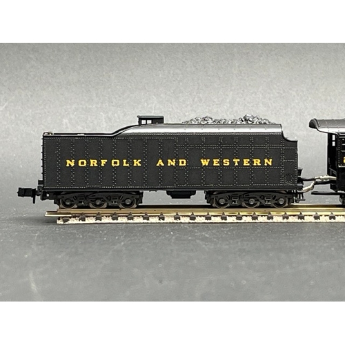 36 - Rivarossi N Gauge 9136 2-8-8-2 Norfolk & Western Y6B Mallet Loco No.2197 with 12-wheel Bogie Tender ... 