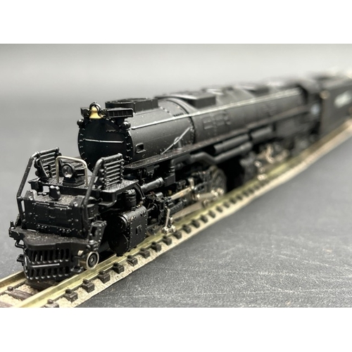 37 - N gauge Rivarossi 'Big Boy' locomotive with another, both Tested Runners
(450g)
Rivarossi 9157 Big B... 