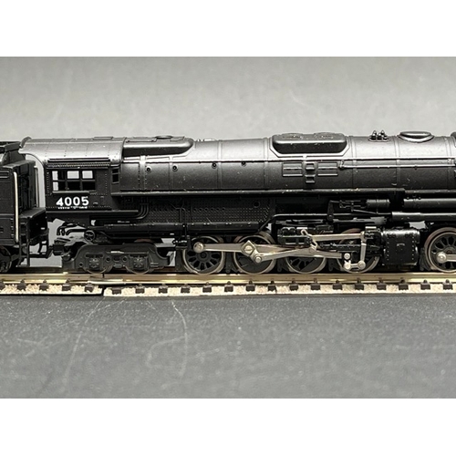 37 - N gauge Rivarossi 'Big Boy' locomotive with another, both Tested Runners
(450g)
Rivarossi 9157 Big B... 