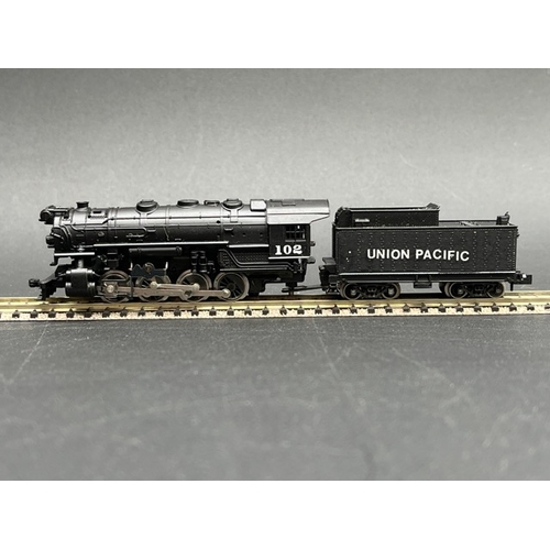 37 - N gauge Rivarossi 'Big Boy' locomotive with another, both Tested Runners
(450g)
Rivarossi 9157 Big B... 