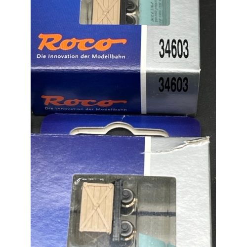 25 - 9 Roco HOe Twin wagon packs 'As New'
(200g)
Roco 34603 2 piece set: crate wagons (4) - One box shows... 