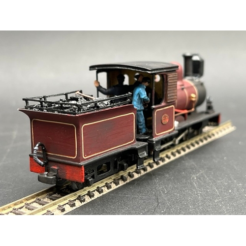 15 - 009/Narrow gauge Cyrus Railways 4-4-0 Locomotive with Tender in lined matron livery, Kit-built with ... 